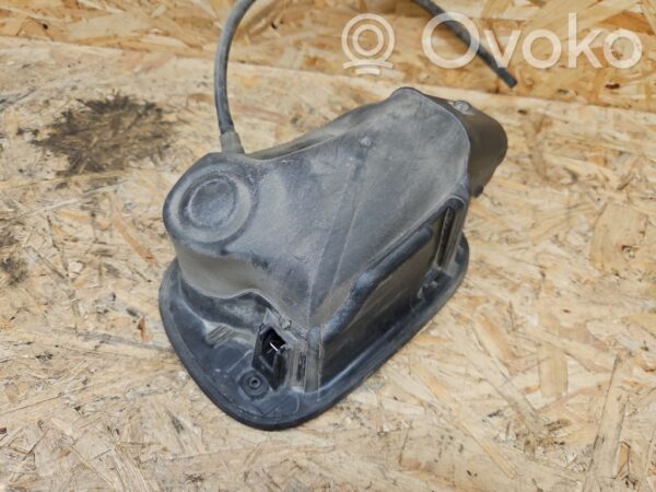 rrr-part-3368-7407c50e36f217e7e741bd23b81137ad Volvo V70 Fuel tank cap