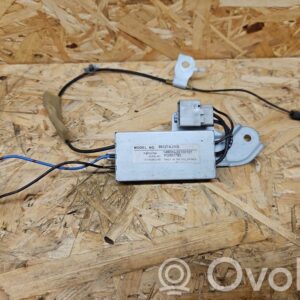 Subaru Outback Aerial antenna amplifier