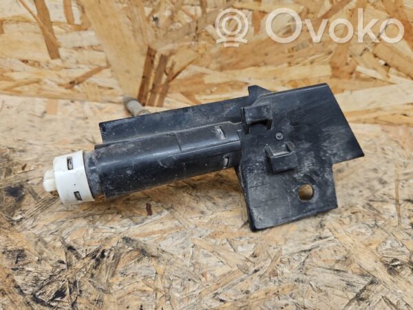 Subaru Outback Headlight washer spray nozzle