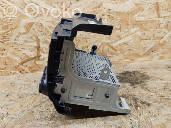Honda Accord Radio/CD/DVD/GPS head unit