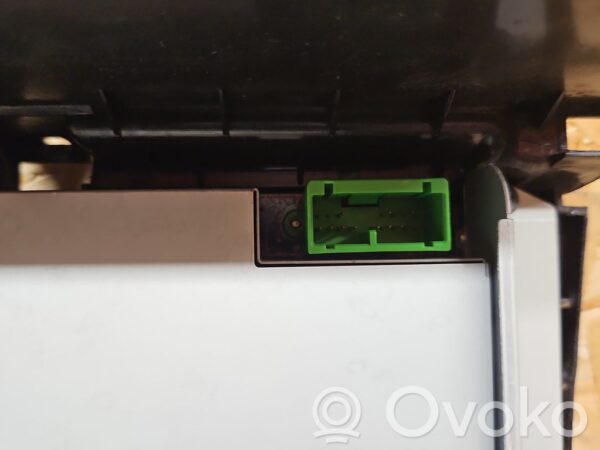 Honda Accord Radio/CD/DVD/GPS head unit