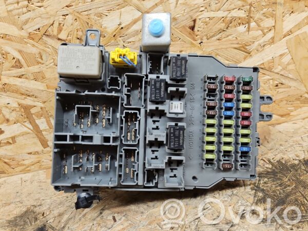 Honda Accord Fuse module