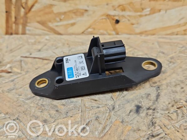 rrr-part-3392-4c308869de0501843f945a981806ed19 Honda Accord Airbag deployment crash/impact sensor
