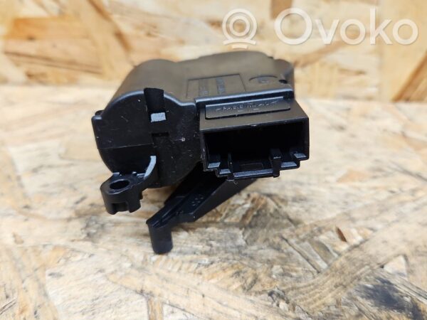 rrr-part-3435-9dcba098d71ede3b4fe659774e35da9d Volkswagen Touareg I Õhuklapi mootor/ajam
