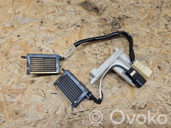 rrr-part-3461-694b9f8e102381956580eaa5747ca5a1 Subaru Outback Salongi temperatuuriandur