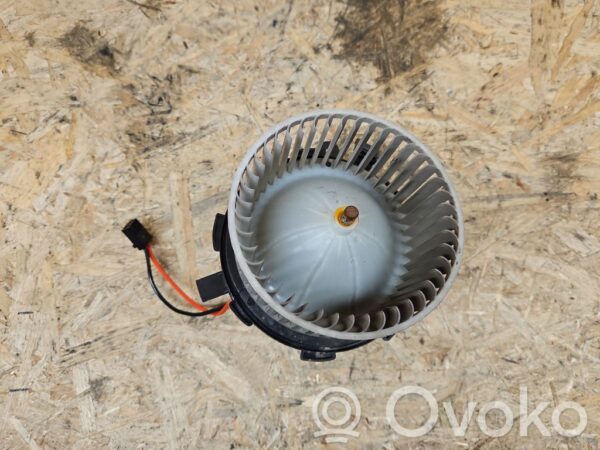 rrr-part-3474-65b8223dffe96fe72b46f3f8bcd3d694 Audi S5 Heater fan/blower