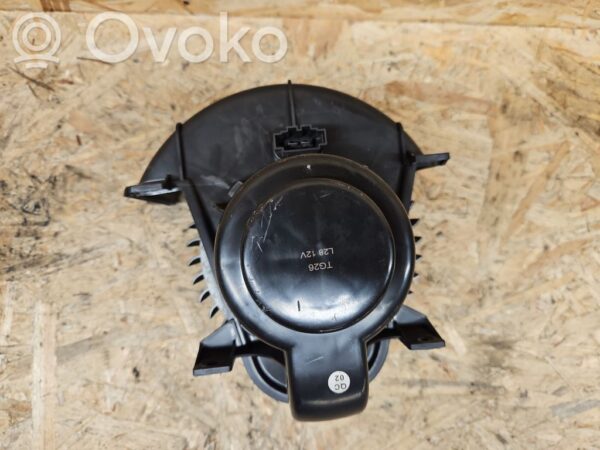 rrr-part-3475-9996dfb471486470bc8d748747dfd563 Volkswagen Touareg I Kütteseadme ventilaator/puhur