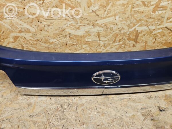 Subaru Outback Tailgate trim