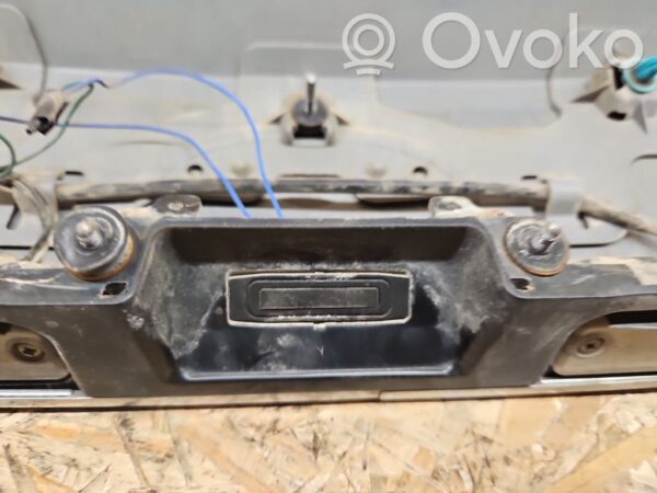 Subaru Outback Tailgate trim