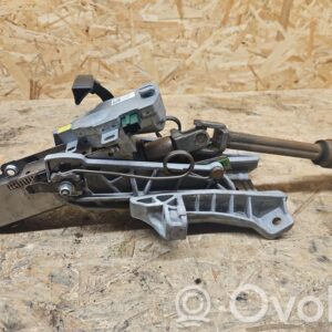 Volvo V70 Steering wheel axle