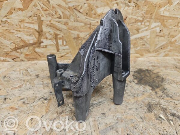 rrr-part-3522-342c3cda43924a07bbe594e3b8fec07d Volkswagen Touareg I Engine mounting bracket