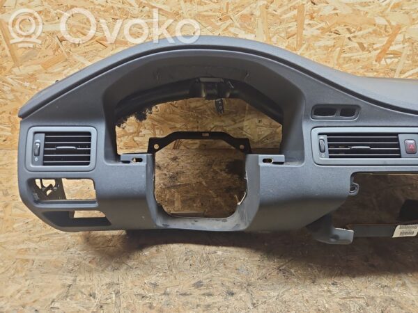 Volvo V70 Dashboard