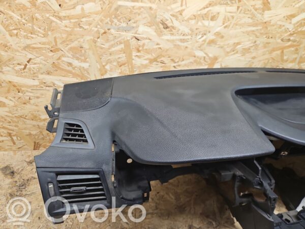 Subaru Outback Dashboard