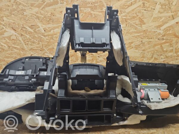 Subaru Outback Dashboard