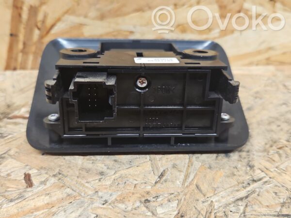 Volvo V70 Hand parking brake switch