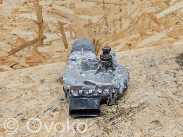 Volkswagen Touareg I Wiper motor
