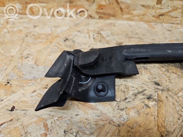 rrr-part-3553-7a8706a233f0c8f9a33a2ac005e48c01 Audi S5 Tagumise ukse akna/klaasi kummitihend
