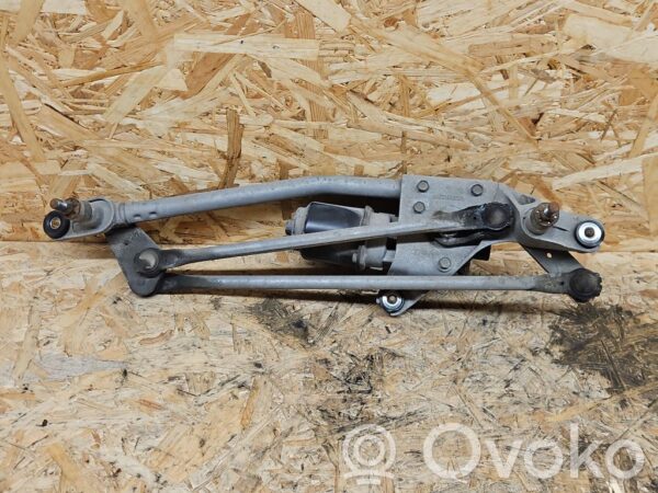 rrr-part-3571-2d72fb1bd082dd63b9332b8baf45a134 Mazda 2 Esiklaasi kojamehe hoovastik mootoriga