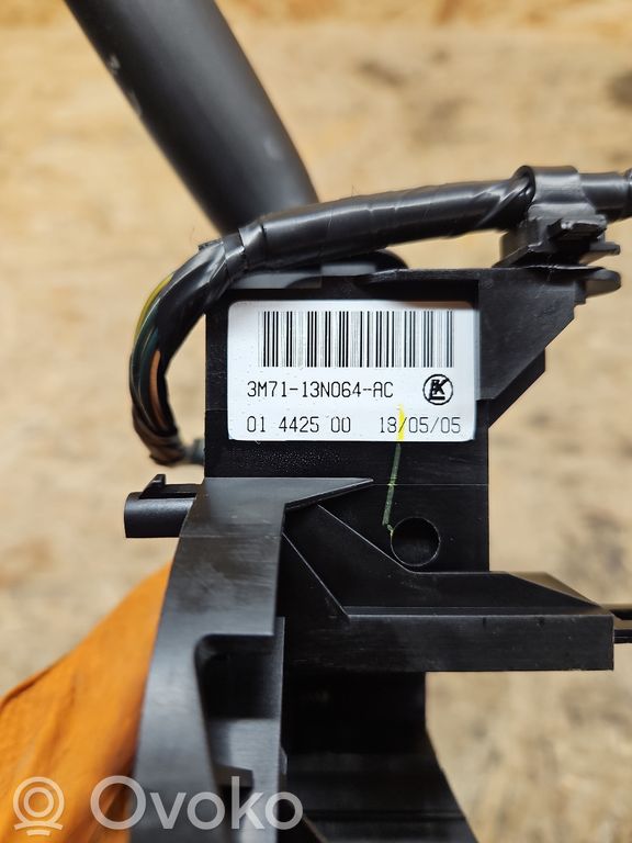 rrr-part-3575-bb2d31b66130360e408f0697ad4e3ffb Mazda 2 Klaasipuhasti suunatulede kang/lüliti