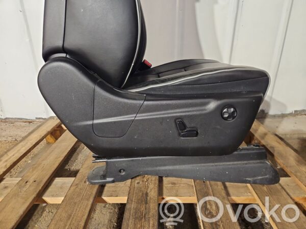 rrr-part-3615-209e19ea50b2ee3d0060aab869d64ae8 Jeep Grand Cherokee Eesmine kaassõitja iste