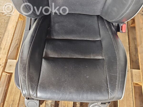 rrr-part-3615-d4f07e910d13124c854e3c317cc94ca2 Jeep Grand Cherokee Eesmine kaassõitja iste