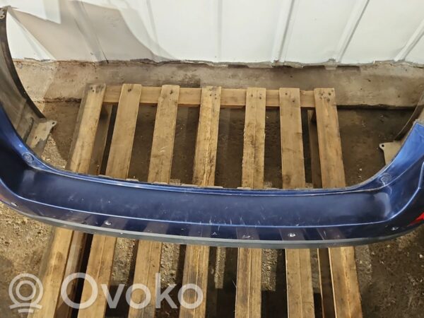 Subaru Outback Tagumine kaitseraud